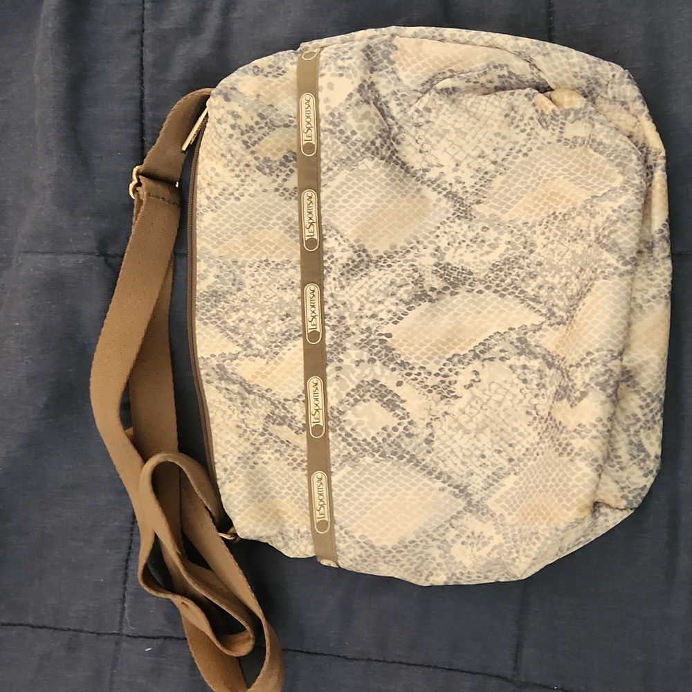 LeSportsac bag